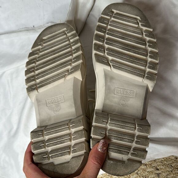 Guess Gwfornia Chunky Ivory Combat Boots. Size 9. - Picture 8 of 12